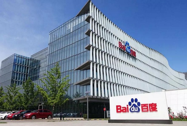 头条正面进攻百度，曾经的王者该如何走出困局？观点评论封面