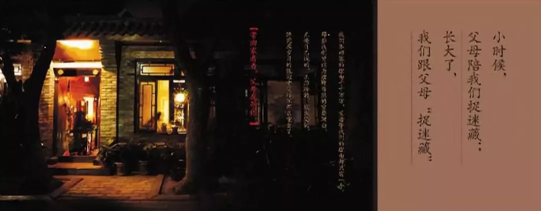 为什么写不好的创意文案？为什么写出的文案不卖货？  这一定是很多广告人心底难言的痛，多少黑丝都熬成了白发。    为什么呢?    我觉得可能是缺了一个系统可靠的思维逻辑。    所以别人每次写起文案时总是逻辑清晰，言之有物。而自己写的时候，更多的是碎片化的，混散的，不知道该怎么去推进。    之前介绍过一个最根本的卖货文案逻辑，包含3个问题：     1、我为什么要买你的这个产品？  2、这么厉害?我凭什么信你？  3、为什么现在就要买？能不能等几天买？    这衍生出来就是卖货文案的三大步骤：激发欲望——建立信任——引导立刻下单。    围绕这三大步骤去对症下药，一枝一叶、一招一式都有的放矢，文案卖货效果大概率稳步提升。      一、激发消费者购买欲望   尤金·舒瓦兹在《创新广告》中说到：  文案无法创造购买商品的欲望，只能唤起原本就存在于百万人心中的希望，梦想，恐惧或者渴望，然后将这些“原本就存在的渴望”导向特定商品。   简言之，文案不创造购买欲，而是激发购买欲。  结合关建明老师《爆款文案》提到的感官占领、恐惧诉求、认知对比、使用场景、畅销、顾客证言6个理论。   我也归纳了这几个激发消费者欲望的方法：    1）感官占领  2）恐惧诉求  3）社会认同  4）购买合理化  5）自我实现    下面，分别给大家一一道来：   1、感官占领：文案要有画面感     人类所有直观体验和感受都是由先我们的感官去感知的，我们用眼睛去判断美、用鼻子去闻、用耳朵去听、用嘴巴去尝、用身体去触碰。   那如何能调动消费者的感官？   最直接的方法就是站在消费视角，具象化地告诉消费者，使用这个产品时他的感官都会有什么样的体验，并让这些体验成为具有画面感的文字。   咱们看看舌尖上中国的文案，是如何写的：       稻花鱼去内脏，在灶上摆放整齐，用微弱的炭火熏烤一夜，现在需要借助空气和风的力量，风干与发酵，将共同制造出特殊的风味，糯米布满菌丝，霉菌产生的各种酶，使淀粉水解成糖，最终得到爽口的酸甜。  甜米混合盐和辣椒，一同塞进鱼腹中，稻花鱼可以直接吃，也适合蒸或油炸，不管用哪种做法，都盖不住腌鱼和糯米造就的迷人酸甜。   为什么当年《舌尖上的中国》一直获得好评，成为许多人的下饭节目？除了画面的精美外，还有这些文案旁白的加持。    这样的文案没有笼统地说好吃，美味。而是把自己当做正在做菜的人，把食材和环境调配起来，将眼睛、舌尖、耳朵、鼻子感受到的细节放大，调动消费者的味蕾。   文案在头脑中产生清晰画面感，只是听文案都止不住咽口水。   再比如当你说一块饼脆的时候，“薄脆” 一个词并不能让人感同身受，而要是说 “神奇的牛轧糖葱香米饼，一口咬下54层”，你脑袋里就有画面感了，让你的视觉和味觉产生联动。   同样，当形容床垫质量好，一句 “选材矜贵” 往往无法体现，而用 “平均30只羊的产绒量仅够做一张床垫” 就会具象很多。       2、恐惧诉求：科学地“吓唬”     首先我们要清楚，人们会恐惧什么？    一句话，恐惧的源头就是——害怕失去。失去健康，名声、地位、生命、金钱、朋友、已经得到的东西。    知道了产品对应的消费者痛点，我们还要塑造产品的使用使用场景，严重后果以及对应合理的解决方案。   2016年南孚推出了一款轻巧型的充电宝，但是当时的充电宝市场已经饱和了，这款充电宝的最大亮点就是轻巧。基于此南孚通过利用漫画的形式给消费者设置了3个痛苦场景。   下班后约会、晚上聚会、逛街一天的时候要时间带着笨重的充电宝。而如果不解决，不购买，你就会继续拿着大块头的充电宝受罪。这两步首先就打动了消费者。        对于恐惧诉求的使用，我们主要可以参考省事型、预防型和治疗型这3种。    省事型：    神州专车 我怕黑专车     神州专车的恐惧诉求=车里一个怪蜀黍(痛苦场景) +心存侥幸，身处险境(严重后果)   预防型：    “别让你的孩子输在起跑线上” 是一个典型的预防型案例，类似的还有有道翻译官。   我伶牙俐齿谈笑风生/却被美国海关问得一声不吭  ——17年Q1提成36万的猪场销售Lily     我日敲千行代码/却被新宿地铁站绕成路人甲  ——专研人工智能的西二旗程序员 Adam     治疗型：    比如得了灰指甲(痛苦场景)，一个传染俩(严重后果)，问你怎么办，马上用亮甲。   另外，在使用恐惧诉求的时候，一定要注意降低决策成本和执行难度。要给消费者一个足够简单、容易执行的解决方案。   同时要注意在唤起恐惧的过程中，威胁的易遭受性往往比严重性要更关键。因为大多数人都是无远虑而有近忧。   3、社会认同：制造繁荣和流行     《影响力》书中提到 “社会认同原理”，指的是：人在群体中行为往往会受到他人影响，甚至会根据周围人的反应作出相应的反应。    有一个关于从众心理非常有趣的视频。  一个诊所里，一群人除了一个紫衣妹子之外，依照事先安排好的，听到滴声就会站起来。等到几轮之后，紫衣妹子也会自觉听到滴声站起来。而当这群人都走完了之后，紫衣妹子听到滴声还是会自觉站起来。   科学家认为，这种内化的群体行为就是我们所称的社会学习，从我们很小开始，当我们看到团体成员做某件事情的时候，大脑会因为我们跟从了他们的脚步而奖励我们。   就像被测试者说的，当我不去从众时，我感觉被排挤了。而从众会让我自在很多。   从众心理还有一种降低损失的自我暗示，如果不从众，感觉会损失什么。比如就餐时，大家都会认为门店外排队长的肯定好吃；纸质书的 “畅销多少万册” 会让你更愿意掏钱。   所以，你可以列出自己的销量、用户量、好评量等数据，让人更想去购买。       香飘飘奶茶 连续五年，成交量遥遥领先，围起来可绕地球十圈。  拼多多 3亿人都在拼的购物APP  唯品会?注册会员突破一亿    但如果你的销量数据很寒酸，那可以尝试突出某一次或几次的畅销现象，同样能给人这样的畅销错觉。   4、购买合理化：让消费理直气壮     购买合理化也就是为自己的购买行为找个合理借口，当我们告诉消费者，这个产品是为了以下4件事的时候，会更容易激发他的购买欲。   补偿自己：    如果一个人觉得自己已经为别人付出很多了，或者为了某一个目标付出了太多，他就会想要一些 “补偿” 一下自己。比如：    吃点好的，很有必要(三全水饺)  女人更年要静心(静心口服液)   也可以是精神的关怀，去慰藉消费者的心理。比如：京东小金库的《你不必成功》。   你不必把这杯白酒干了，喝到胃穿孔，也不会获得帮助，不会获得尊重。你不必放弃玩音乐，不必出专辑，也不必放弃工作，不必介意成为一个带着奶瓶的朋克。你不必背负那么多，你不必成功。      激励自己：    选择这个产品的人，主要是求上进，为了能力提升、人脉拓展、事业发展等。   我是梅仁礼   公司小、人脉少、拓展难   还好有脉脉，精准锁定合作伙伴   现在我的公司风生水起  来脉脉介绍自己，机遇人脉主动找你      脉脉的海报文案抓住了职场人的几大痛点，介绍下载脉脉就能帮助自己获得成长，这是为了激励自己。   补偿或者感恩别人：    如果一个人觉得别人为了他付出很多，而自己却对应付出很少，那他就会产生对别人的愧疚感，想要做出一些补偿别人的行为。    比如确保孩子健康成长、有美好前途。比如回报自己的父母、亲朋好友。    想留你在身边，更想你拥有全世界——招商银行番茄炒蛋刷屏广告  就算是家人，也要继续当恋人——明基投影仪  让妈妈开心的礼物，开了又开——苹果       追求健康：    保持健康，增强体质，减少疾病风险，消除患病痛苦。这些既是人类生存的基本物质需求，也不断进阶衍生永无止境的欲望。    每天一杯奶，强壮中国人——伊利  爱心妈妈，呵护全家——舒肤佳   5、满足尊重需求：自我实现    在马斯洛需求理论里，尊重需求属于较高层次的需求，如：成就、信心、名声、地位、被他人尊重和晋升机会等。   尊重需求既包括对成就或自我价值的个人感觉，也包括他人对自己的认可与尊重。   好的文案会激发出消费者的好胜心和美好愿景，好胜心不仅是要胜过别人，还要胜过自己，当拥有我们的产品之后，你会变美，变聪明，变强大，变得更有魅力。   比如人头马的文案：一生，活出不止一生。这是说喝人头马的人都是生活丰富多彩。      当然，也可以反其道而行之，比如盐城交警的这个文案，也是利用人们的好胜心(好面子)劝诫大家骑摩托的时候要带头盔。       还有前程无忧的一组招聘海报。    你做着喝5杯啤的8两白的10杯洋的才算给老领导面子的活儿，我前程无忧。    你们，做着早9点上班晚10点下班每周休1天的活儿，我们前程无忧。        好了，以上就是激发消费者欲望的5个方法。   当我们的文案激发了消费者的购买欲望后，接下来就需要解决他们的信任问题了，如果消费者不信任你所说的，一切都是白搭。   那如何赢得读者信任呢？往下看！      二、快速建立信任   奥美大神奥格威有一句话：  消费者不是低能儿，她们是你的妻女。若是你以为一句简单的口号和几个枯燥的形容词就能够诱使她们买你的东西，那你就太低估她们的智商了。她们需要你给她们提供全部信息。    消费者天生不相信广告，特别是随着朋友圈微商的泛滥，大家对广告的信任度更加降低。   如果说激发购买欲望是给消费者购买找到感性依据，那么建立起信任，就需要文案给他们呈上一个理性证据。   这里也有4个建立信任的实用方法：   1、权威转嫁：为品牌增加强力背书     做好权威转嫁，一是塑造权威的高地位，在行业举足轻重，所有人都希望得到他的认可。二是描述权威的高标准，一般人无法获得，得之不易。   没想稻这个品牌就是深谙其道，它是一个卖五常大米的品牌，专门请来香港食神戴龙(高地位)为品牌站台，赌王曾经花5000港币就为吃一口他做的炒饭(高标准)。   没想稻借戴龙的权威之口说出 “在这一碗米饭里面，我看到了真心”，以此建立消费者的信任。         2、事实证明：让产品自己说话    之前有一家生产钢化膜的公司，为了例证他们家钢化膜能够有效防止碎屏。就拍过用锤子砸贴了膜的手机这样的实验。   所以，如果你的产品有独特优势，如何才能够让消费者相信呢？用事实来证明是个不错的方法。   河南睢县的一名丝袜销售经理，为了展示丝袜质量，他把八岁儿子装进丝袜里面，提起来猛duang~视频一下子传播出去了，效果非常好。他的丝袜销量也一下子翻了几倍。        还有小米体重秤 “喝杯水都可感知的精准” 也是利用事实证明来建立信任的好案例。    常秤重的人，最大的烦恼就是担心秤测量不精确，而对于减肥的人来说，每天都要上秤几次，分毫必究。   当一款秤可以精确到100g(市面上多数的秤都是200g)，能做到喝杯水都能感知，你会不会心动呢？        3、顾客证言：让客户成为代言人    金杯银杯不如老百姓的口碑。   我们会根据豆瓣的评分决定是否去看这场电影；我们被微博的里的水军带节奏而影响对事情本身的判断；我们会因为卖家秀长草或者拔草。   所以你看，其他人的选择会对我们的决定产生多大的影响。而收集客户证言并不难，为什么不做呢？   不过，很多顾客证言大多都是 “我以前有某某烦恼，自从用了这款产品，问题解决了，我很开心”。很像朋友圈的微商体，刚看第一句，你就关了。   一流证言文案=破解更大焦虑+树立幸福榜样+激发向往憧憬。   比如奥斯汀轿车：“ 我用驾驶奥斯汀轿车省下的钱，送儿子到格罗顿学校念书 ”    文案的前半段是说一个外交官最近换了奥斯丁车，他们家用车一直非常频繁，一次晚饭的时候，他琢磨出 “ 我用驾驶奥斯汀轿车省下的钱，送儿子到格罗顿学校(美国非常牛的学校)念书 ” 而且他还仔细地算了一笔账：   1）您现在只要花1795美元(包括250美元的额外配件)就能买到新款的奥斯汀默塞特豪华车，非常合算。  2）英国的汽车价钱是每加仑60美分，因此我们要研制出更省油的车，新款奥斯汀车每加仑油可以跑30英里，如果开得慢一点更省油。  3）油箱里可以加10加仑的油，能行驶350公里——从纽约出发不用加油可以开到弗吉尼亚州的里士满。  就我们的估算，奥斯汀使您的总费用下降近50%……(下面介绍车的性能，略)    虽然奥斯汀这个品牌已经消失了，但当时而言，奥格威这篇广告甚至惊动了《时代》周刊和格罗顿学校校长。   奥格威的证言文案，厉害就在于他对消费者心理的洞察。他没有着重去写这车子性能如何好，而是从节省、孩子教育这个角度出发，非常符合一个真实中年男人的心理状态。    4、化解顾虑：打消所有购买障碍    即便消费者对你的产品已经非常动心了，但还是会比较担心这3类问题。   产品：产品收到后不满意怎么办？(能否退货)，坏了怎么办？(是否保修)   服务：邮费、安装费谁来承担(是否包邮，是否有运费险)，是否送货上门？   隐私：购买一些隐私产品时，送货会不会被人发现？      这些都是需要提前就告诉消费者，他了解得越多，就越能建立对你的信任。    好了，我们一步步，在每一个环节也解决了消费者的信任问题，但如果想让消费者马上行动起来，还得需要引导下单。   所以最后一步，一定不要错过。        三、引导消费者立刻下单    终于，你打消了消费者的顾虑，她加入了购物车，准备拿出钱包付款了。    这个时候，消费者往往又开始衡量购买产品带来的好处和即将失去金钱的痛苦，犹豫是否真的需要完成这次购买。       这时，可以用以下几招引导消费者立刻下单：    1）降低消费者决策成本  2）价格锚点  3）算账对比  4）稀缺性（限时限量限身份）  5）使用场景     1、降低消费者决策成本：各个击破    这个月的预算好像超标了哦，要不等下次再买 (金钱成本)    买了这款包别人会不会觉得我装逼啊 (形象成本)    这堂课程是挺好的，但又要注册又要推荐码，好麻烦 (行动成本)    这款蛋糕真的好好吃，但是吃完了肯定会变胖，还是不要买了 (健康成本/形象成本)  ......   你看，消费者在最后掏钱的时候就是这么纠结，李叫兽也提过最终影响消费决策的6大消费者成本，包括金钱成本、形象成本、行动成本、学习成本、健康成本、决策成本等。   作为营销人，就需要准确识别消费者可能要付出的成本，并予以 “弥补”，降低他们的消费成本，这样消费者才可能毫不犹豫就下单。       2、设置价格锚点：让选择更快速    价格锚点，是在1992年由托奥斯基提出的，他认为消费者在对产品价格并不确定的时候，会采取两种非常重要的原则——避免极端和寻求对比。   避免极端：    在有3个或者更多选择时，很多人不会选择最低或者最高的选项，而是更倾向于选择中间的那个产品。       寻求对比：    有人做过这样一个实验，他们把消费者分成两组，分别问一种消炎药值多少钱。   A组：你觉得这盒消炎药多少钱？然后结果是，大部分估价50元左右。    B组：你觉得这盒消炎药价格是高于还是低于500元？然后结果是，即使B组所有人都觉得这个感冒药不可能有500元，但是他们仍然估出了不合理的高价格：200元。   在这里，B组消费者刚开始被问的这个 “500元” 就是一次锚定，它让消费者对产品的估值提高，而且一切都发生在隐藏中，潜移默化。   当消费者无法判断产品的价值高低的时候，他们会去选择一些同类的产品去做对比。比如同类产品中热销的产品价格，就是一个可以利用的价格锚点。          3、算账对比：帮消费者做计算    当消费者准备买单的时候，她可能开始要算账了，觉得好像有点贵。这个时候你不妨帮她去算个账。   《爆款文案》里写了两种算账方法能让消费者觉得很划算——平摊和省钱。   平摊：当产品很耐用，但价格比较高时，我们可以把价格除以使用天数，算出一天多少钱，让他感觉划算。   比如一个洗碗机2800元，几乎和一部手机价格一样了，当你告诉消费者一天只要1.5元，就能让你从油腻的厨房里解放出来的时候，消费者就不会再因为价格而担忧了。   这招卖课的喜欢用，把 199 块钱一年的课，分摊成 5 毛钱一天。    省钱：如果产品节水、节电或替代其他消费，帮他算出每年，或是10年能帮他省多少钱，当他发现很快可以回本的时候，他就觉得购买时划算的。        除了这两个方法，还可以去增加产品的附加价值，让消费者感觉赚到。    看看兰蔻这个双十一的促销广告，小黑瓶单瓶1480元，但是买一个就能同时拥有9个其他商品，消费者感觉一下子赚到。       4、强调稀缺：机会稍纵即逝     这是百试不爽的一招。限时限量限身份其实就是打造产品或者优惠的稀缺性，利用饥饿心理去促使消费者完成购买。             而说到稀缺性的打造，那就不能不说DR钻戒：男士一生仅能定制一枚。   DR钻戒(Darry Ring)品牌从诞生起便立下浪漫规定，男士凭身份证一生仅能定制一枚，赠予此生唯一挚爱的女士，寓意 “一生?唯一?真爱”。购买时，签署一生唯一真爱协议，终生不可更改。       5、突出使用场景：让幸福近在眼前   大多购物都是冲动消费：这条裙子很美、这个榨汁机也好想要，然后就把这些东西放在购物车了，但却迟迟未下单。    为什么呢？因为消费者缺一个马上要用它们的场景。   你应该去为消费者设计那些可能的场景，帮他们去想象拥有这件物品，将会马上获得怎样的幸福和快感。        在焖烧罐刚推出来的时候，我就特别种草，当时想着焖烧罐可以节省时间煮粥。   而文案则细化了这些场景，户外旅游或者带上孩子野餐时有新鲜干净的食物；远途出差乘坐火车时，别人吃着泡面，你的焖烧壶却是一碗香喷喷的汤......这些场景直接促成了我最终购买了。    那么到这里，一篇不错的卖货文案已经是初具雏形，再继续往下优化，你肯定会越写越好。   文案所有的经验，就是要重新揉碎总结，建立起一套属于自己的系统思维逻辑。